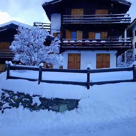 Cervinia-Valt Sport & Relax House Apartment Valtournenche Ngoại thất bức ảnh